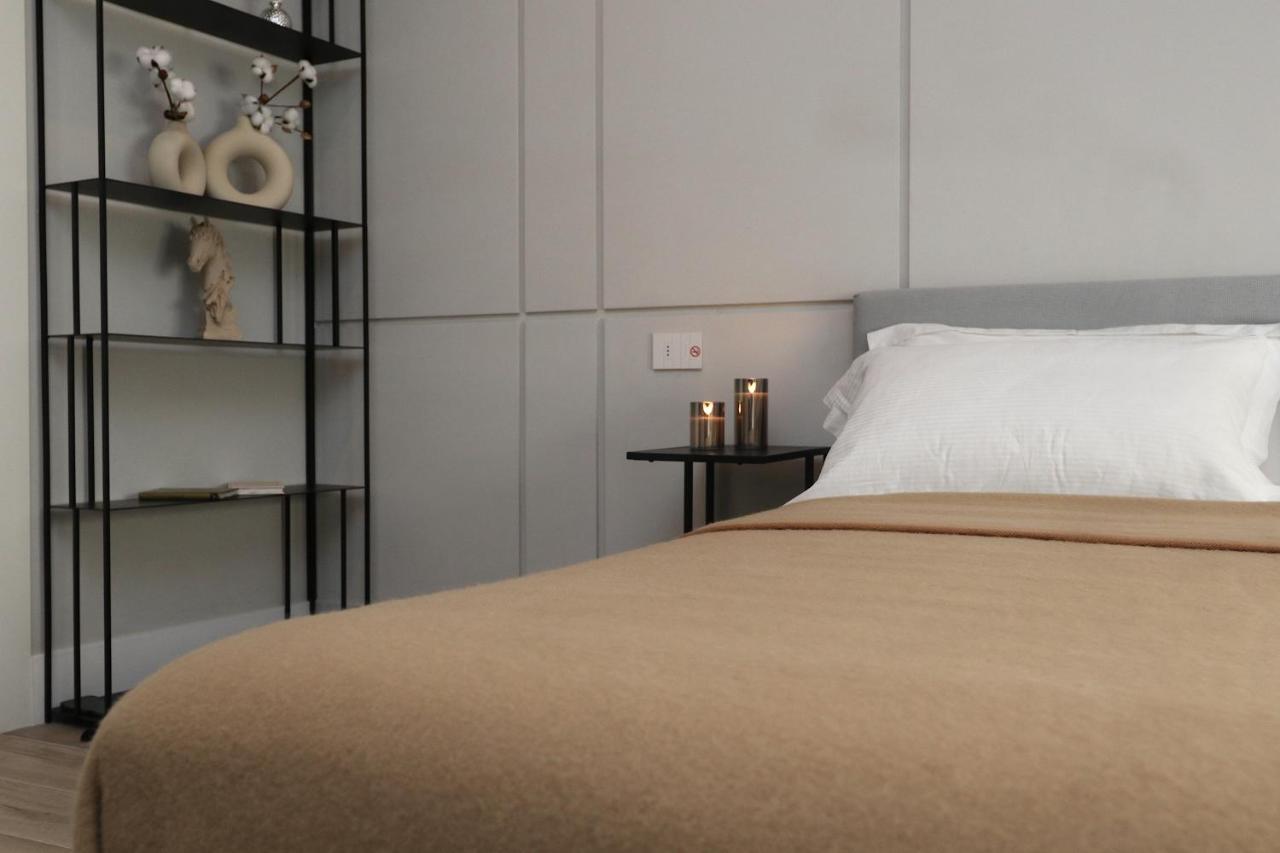 Appartamento Charming & Luxurious Gem Olbia Esterno foto