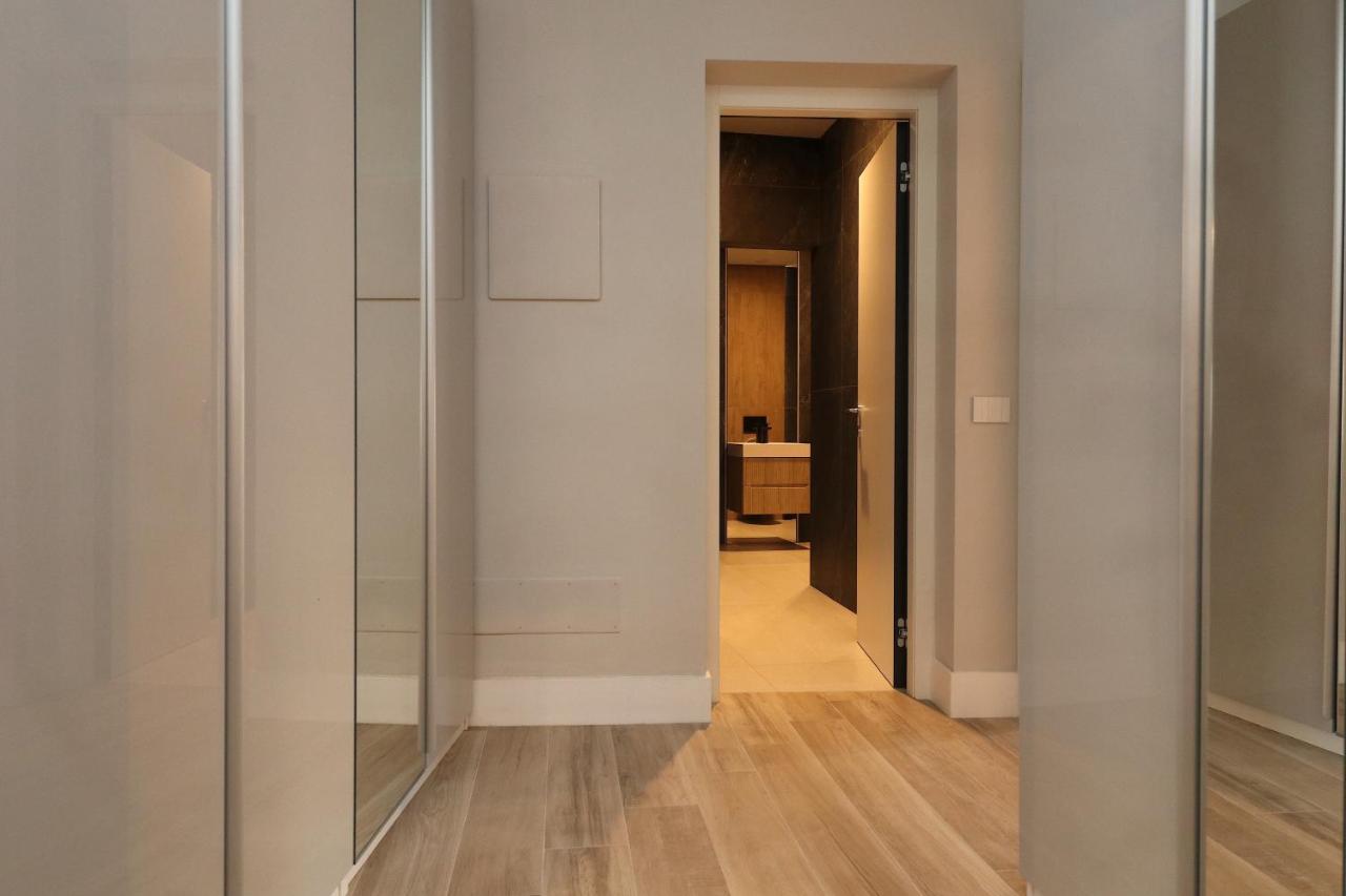 Appartamento Charming & Luxurious Gem Olbia Esterno foto