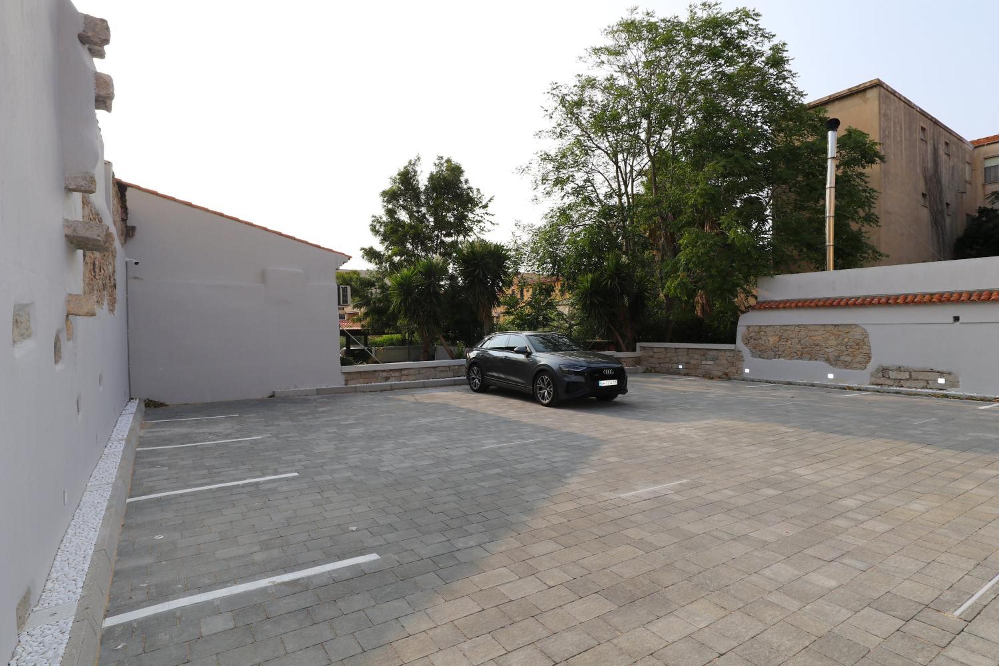 Appartamento Charming & Luxurious Gem Olbia Esterno foto